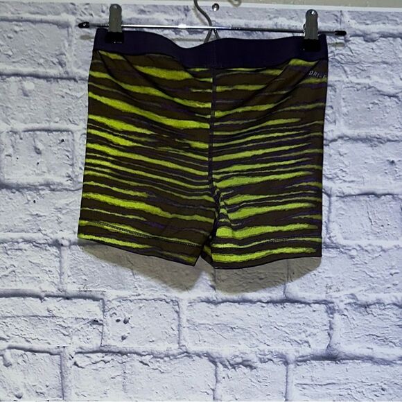 Nike Pro Nike Pro Dri Fit Women’s Shorts Purple Striped Size S - Picture 5 of 8